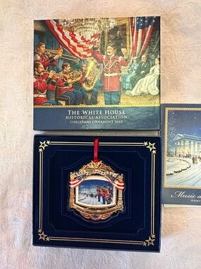 White House Historical Christmas Ornament 2010